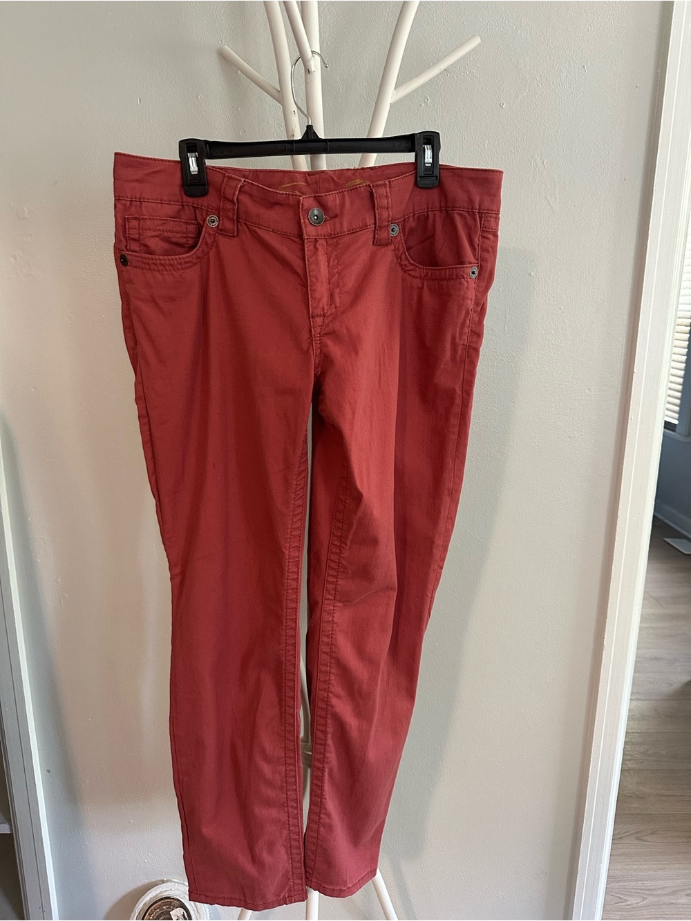 Seven7 Women's Straight Leg Jeans in Red